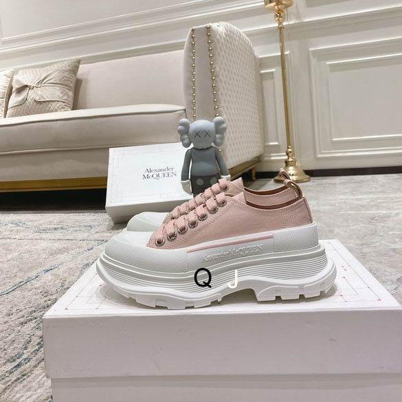 men Alexander McQueen shoes-005
